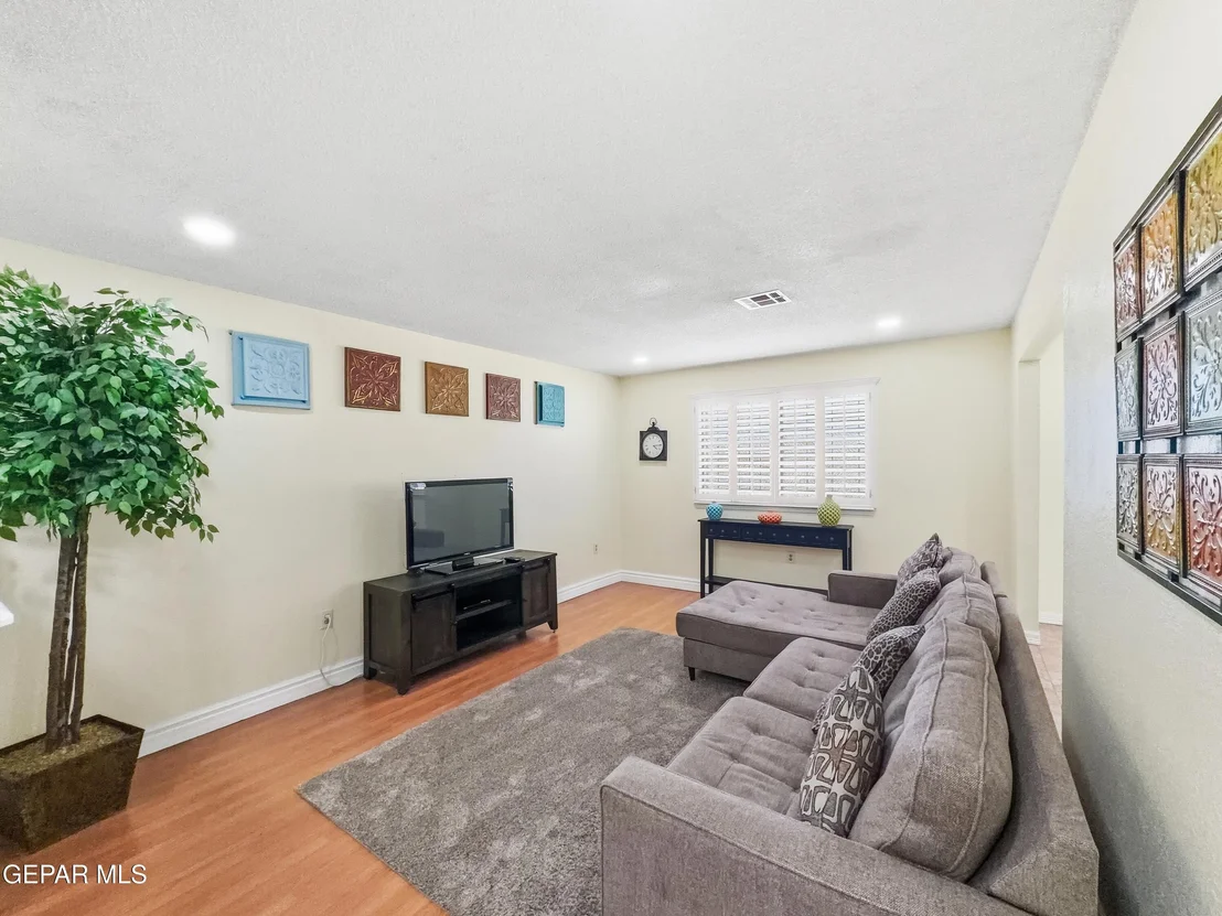 Photo of 4505 SKY HAWK Avenue