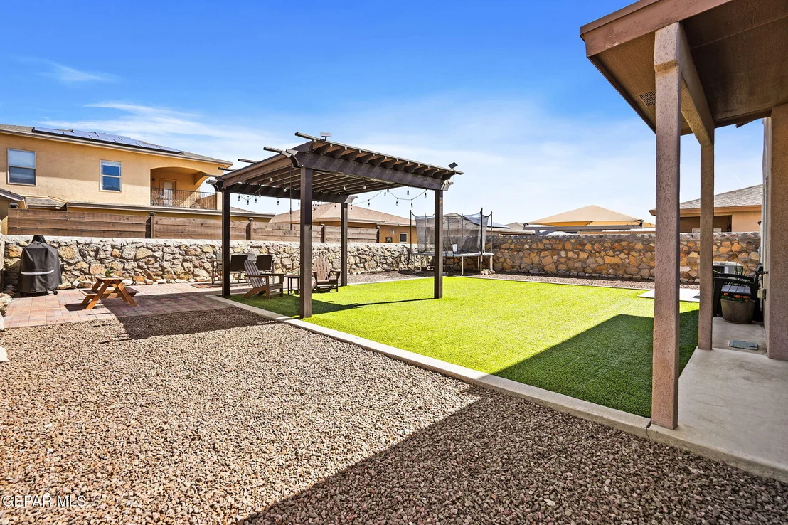 Photo of 5813 REDSTONE RIM Drive