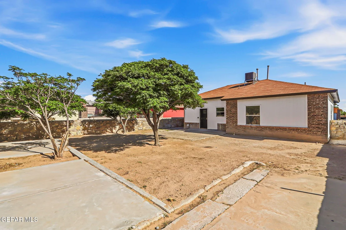 Photo of 14357 Venecia Drive