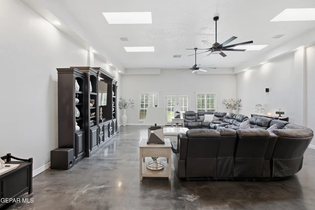 Photo of 7359 FRANKLIN Drive