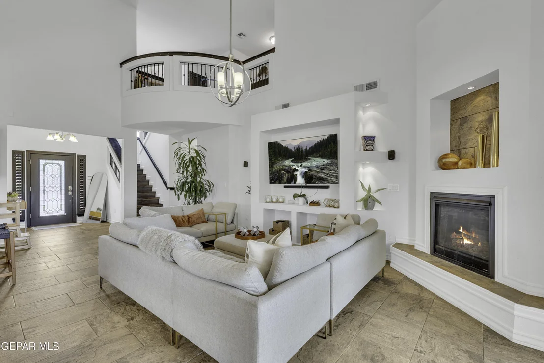 Photo of 5649 VALLEY MAPLE Drive