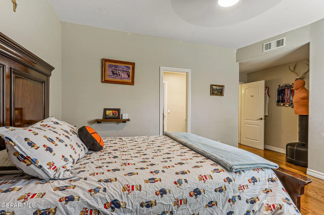 Photo of 6616 Wind Ridge Drive