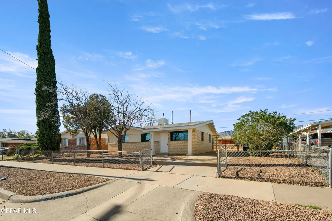 Photo of 10341 WHYBURN Street
