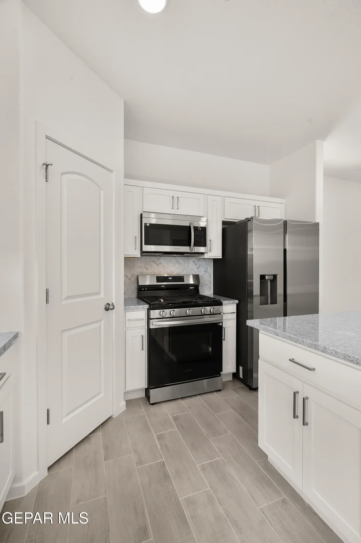Photo of 13808 Summer Wave Avenue