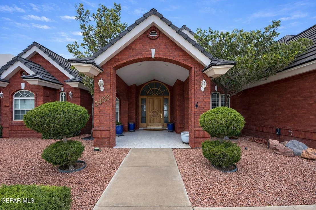 Photo of 5433 Cactus Hill Drive