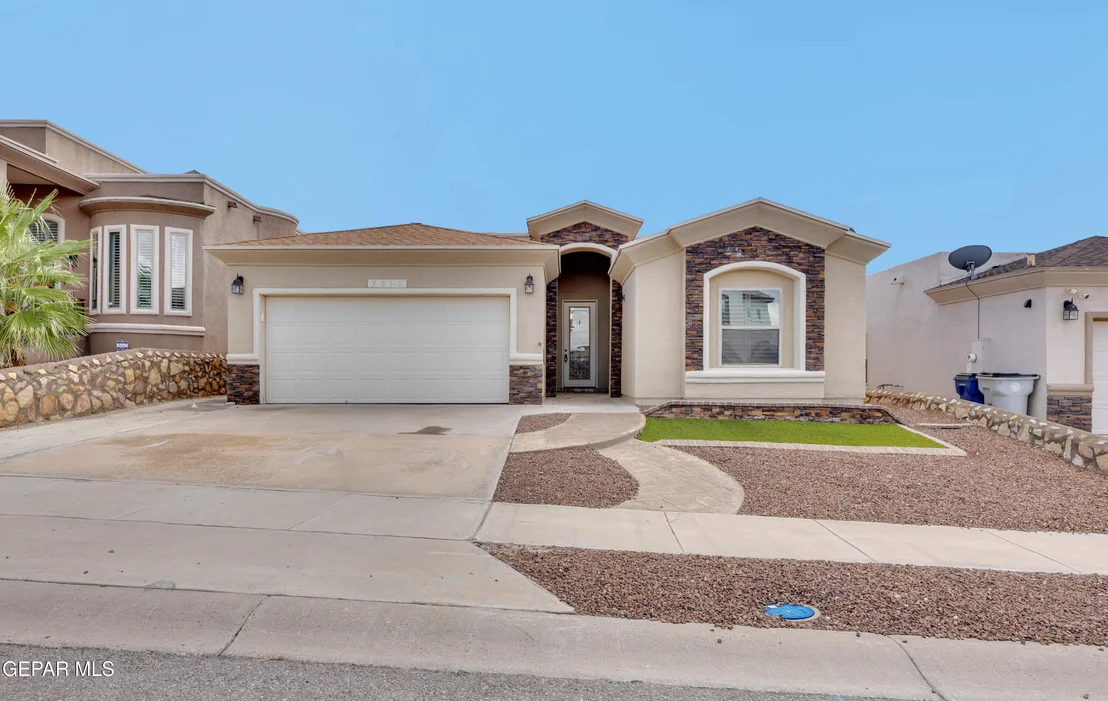 Photo of 7812 ENCHANTED VIEW Drive