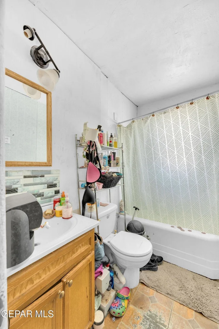 Photo of 983 Stanley Street