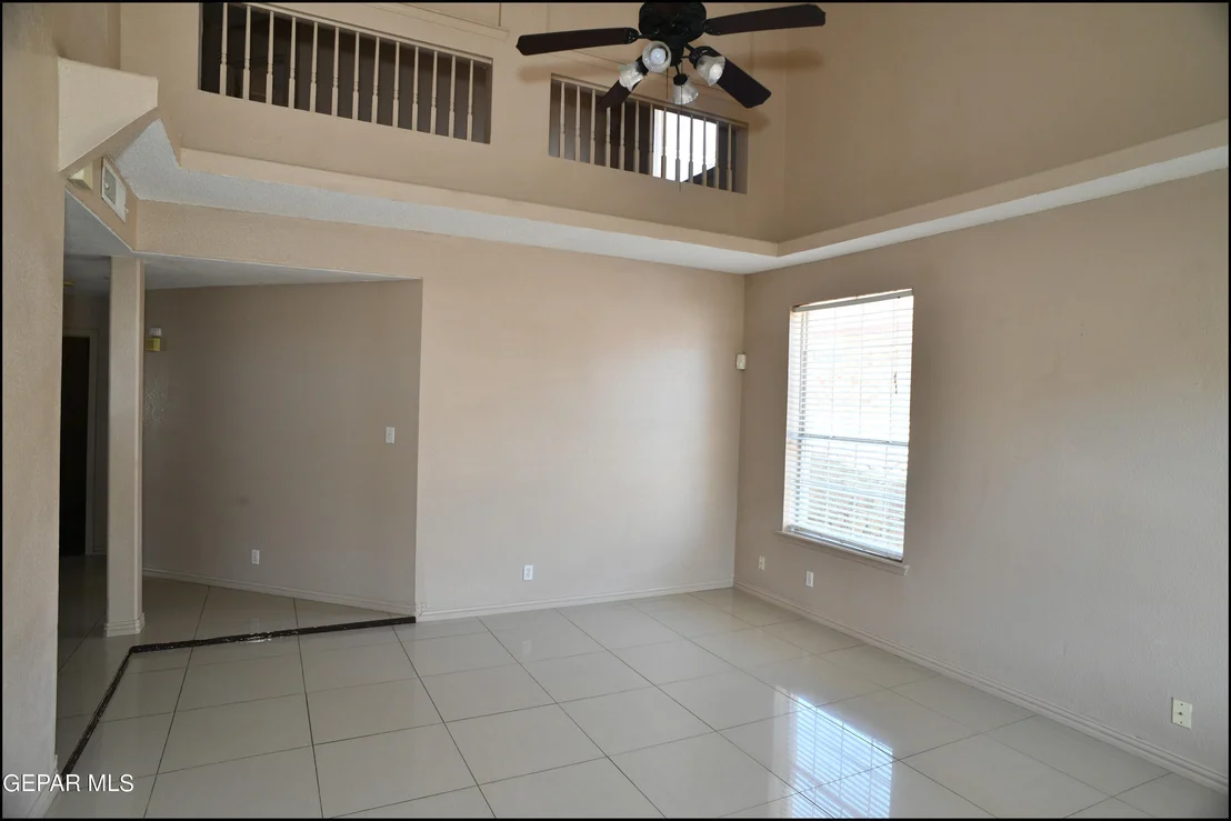 Photo of 1345 DIANA NATALICIO Drive