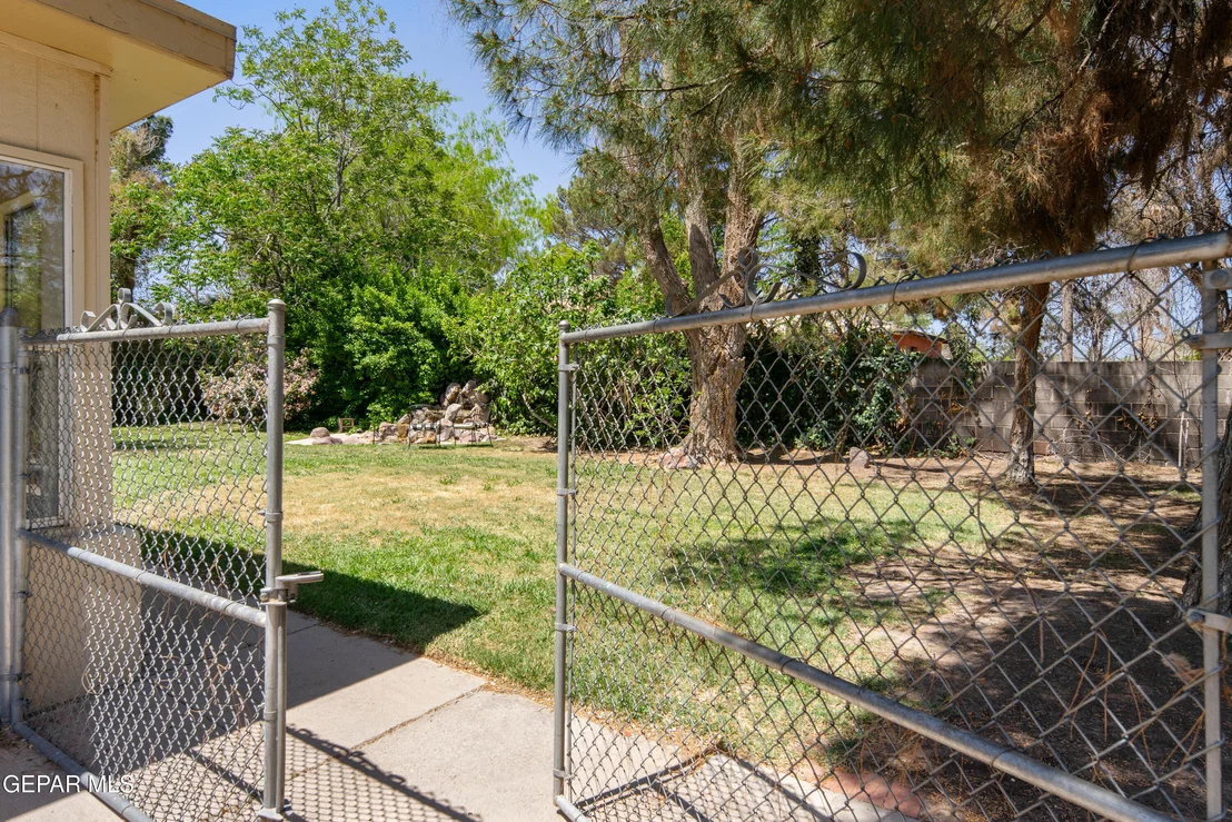 Photo of 209 HERMOSA Lane