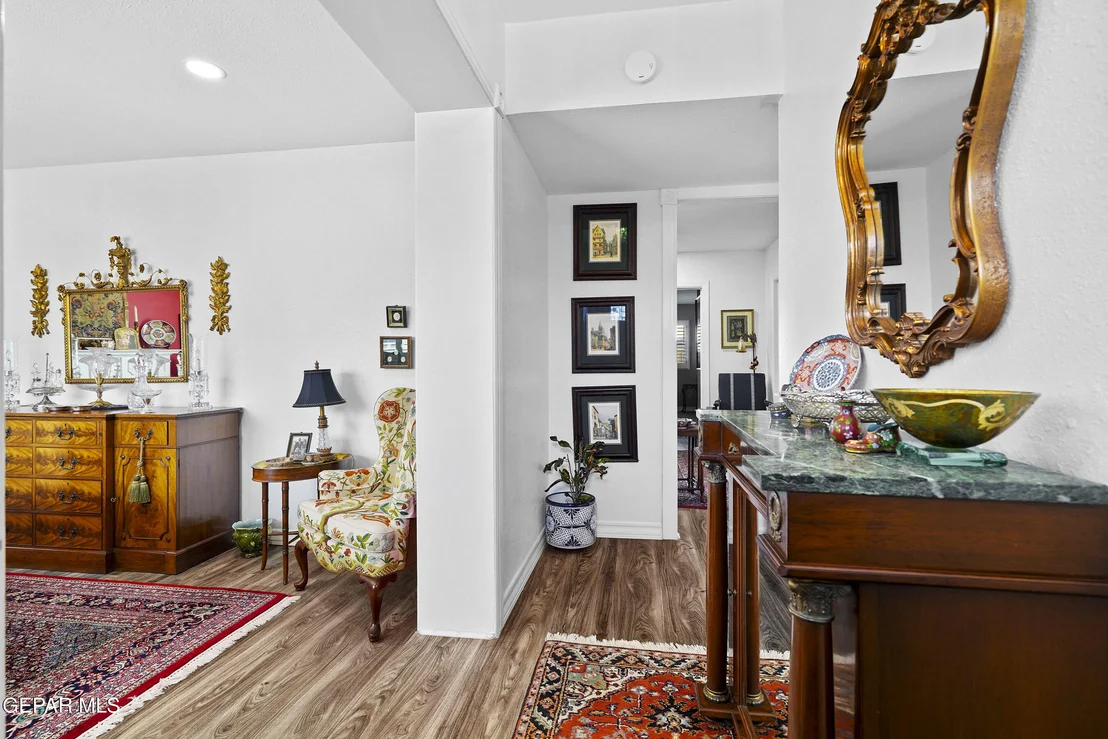 Photo of 1109 WHITAKER Lane
