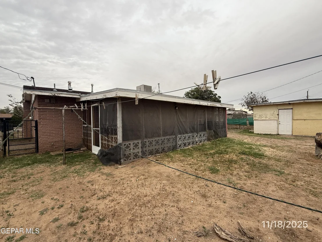 Photo of 4944 CAMDEN Circle