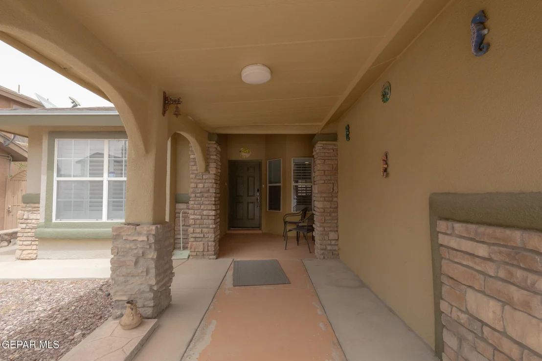 Photo of 6124 RIVER PARK Place