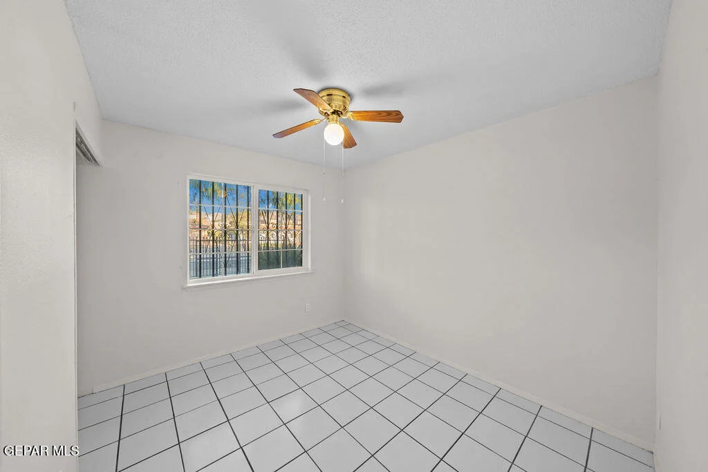 Photo of 220 PYRITE Drive