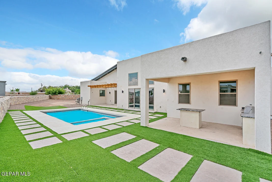 Photo of 6325 Camino Pinon Place
