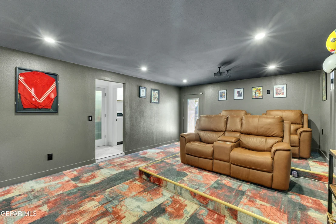 Photo of 308 Bird Avenue
