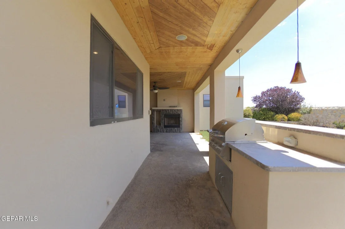 Photo of 14200 RAINBOW POINT Drive