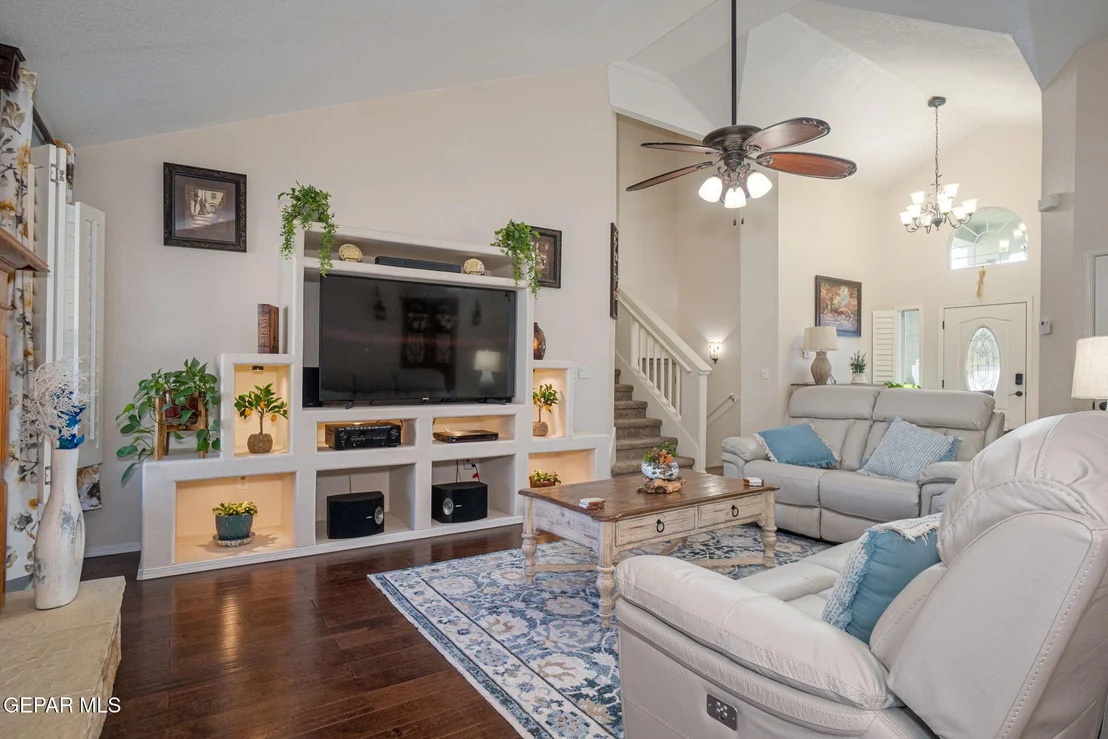 Photo of 457 EMERALD BLUFF Drive