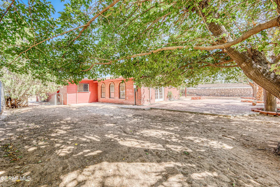 Photo of 3223 Suffolk Road