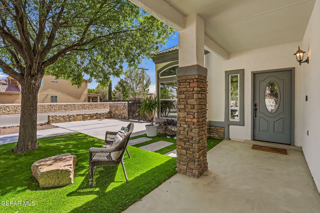 Photo of 600 Valley Plum Avenue