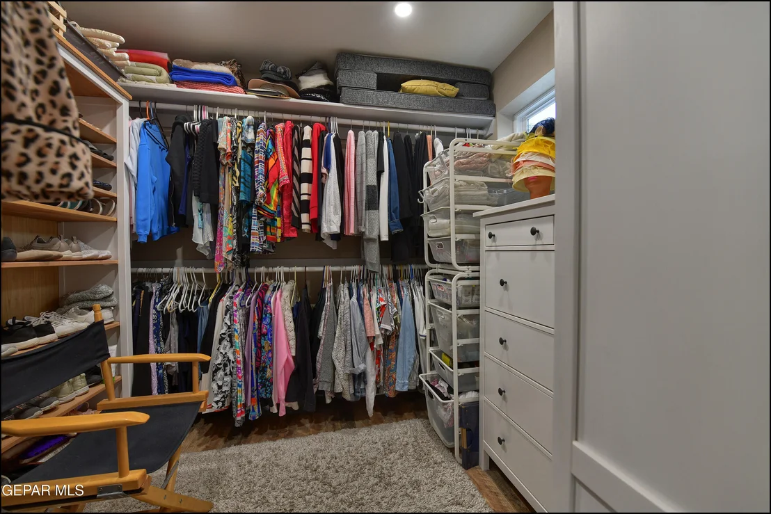 Photo of 9541 WAVERLY Drive