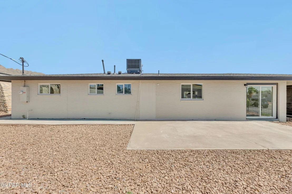 Photo of 6001 FANDANGO Place