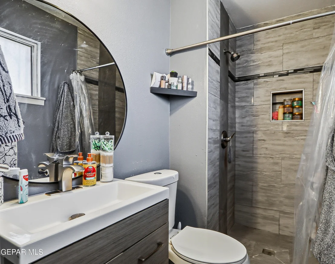Photo of 10101 CHINABERRY Drive