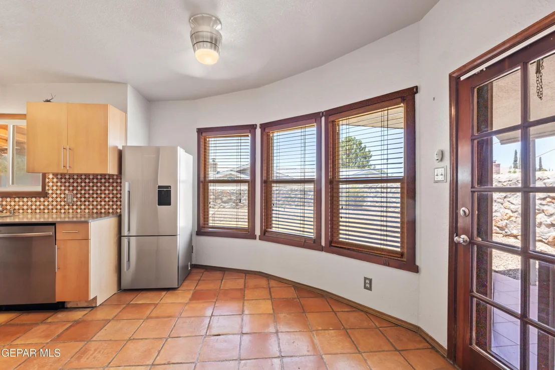 Photo of 903 AGUA CALIENTE Drive