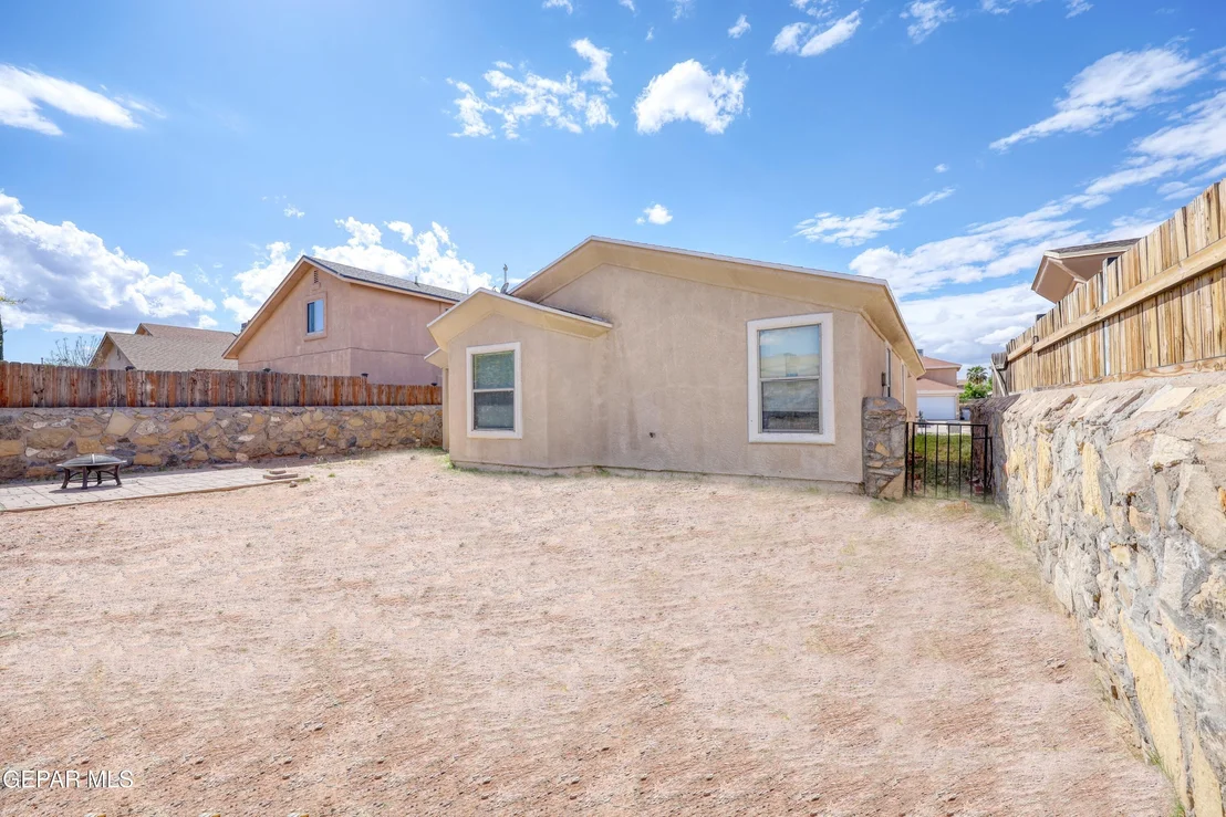 Photo of 11896 JIM WEBB Drive