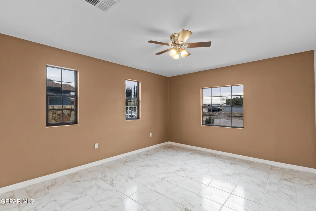 Photo of 142 GREEN DESERT Circle