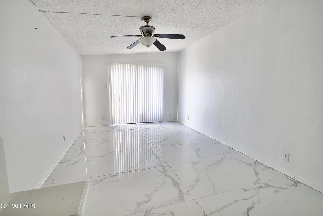 Photo of 816 MONCLOVA Lane