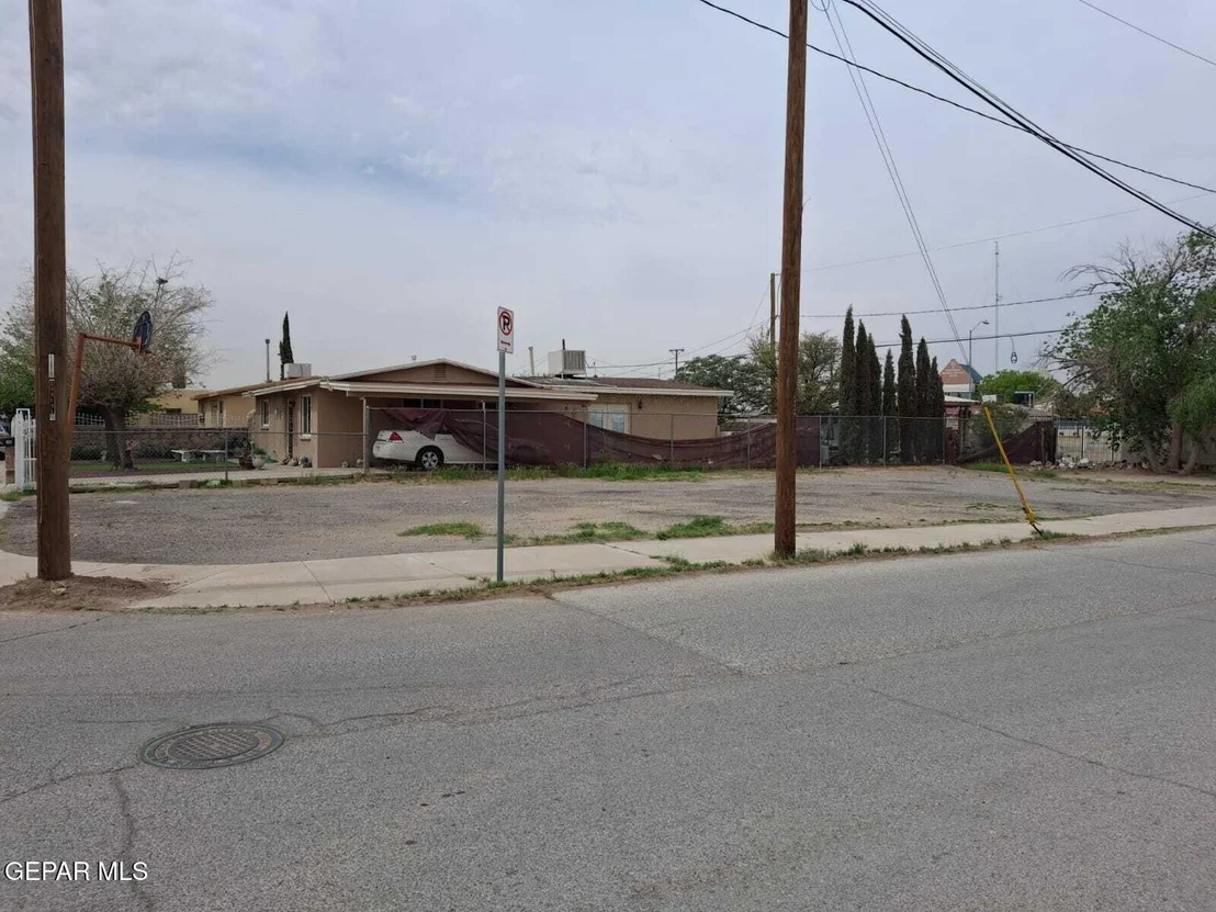 Photo of 250 Begonia Place