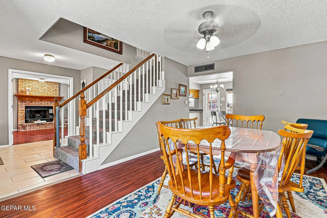 Photo of 4404 LOMA DE ORO Drive