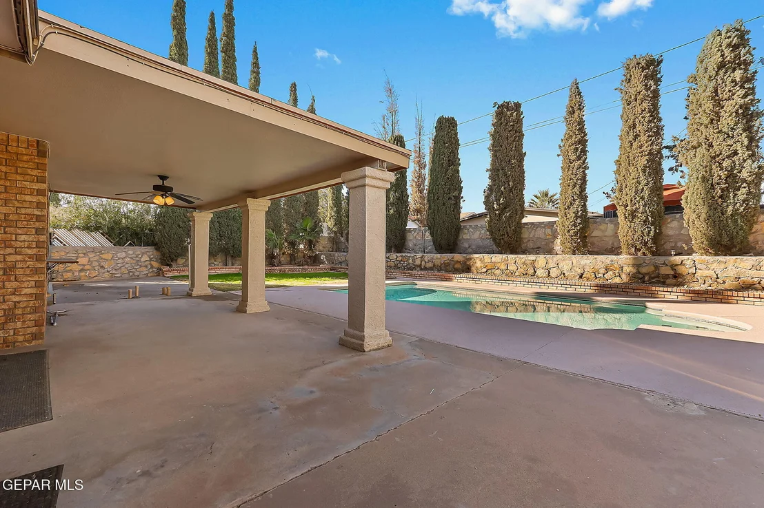 Photo of 2917 Brady Place