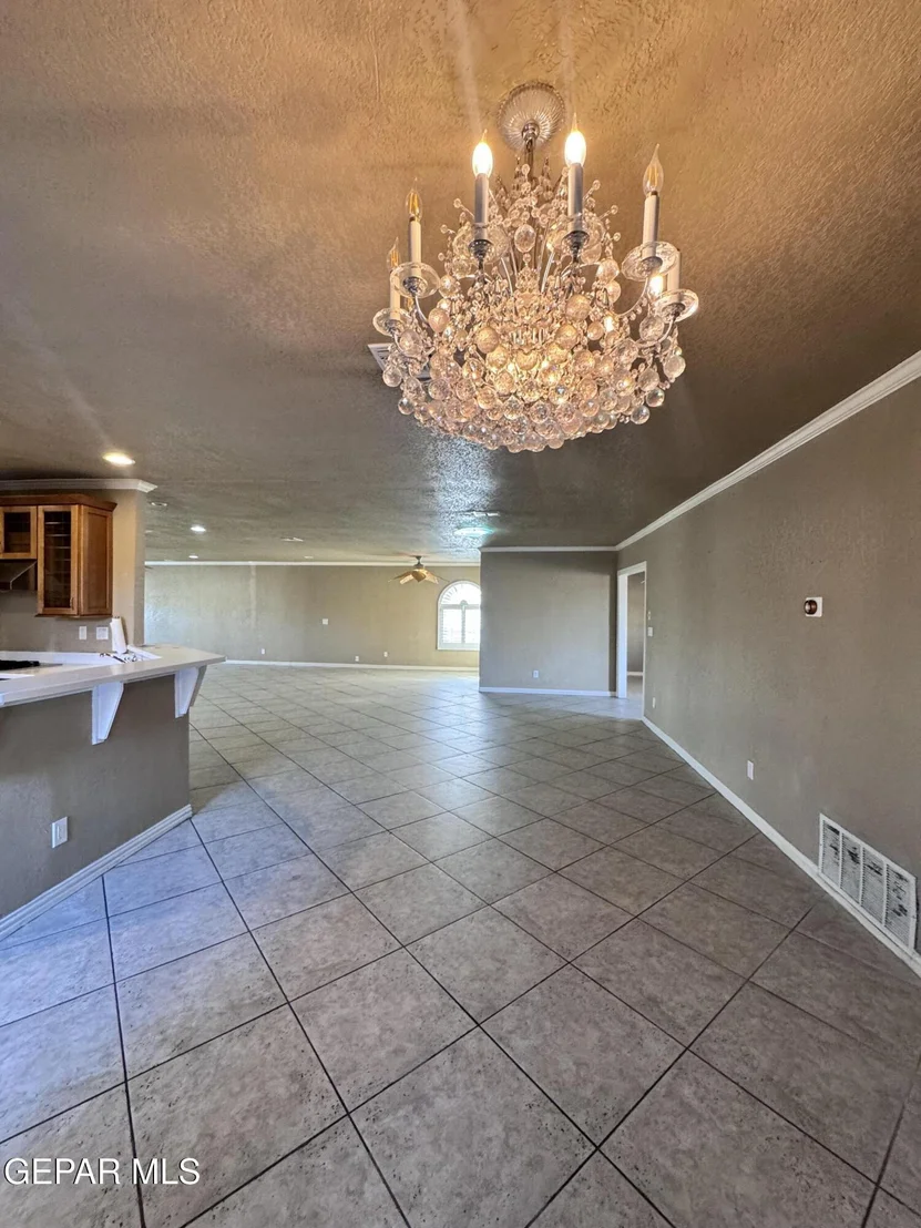 Photo of 7409 EDGEMERE Boulevard