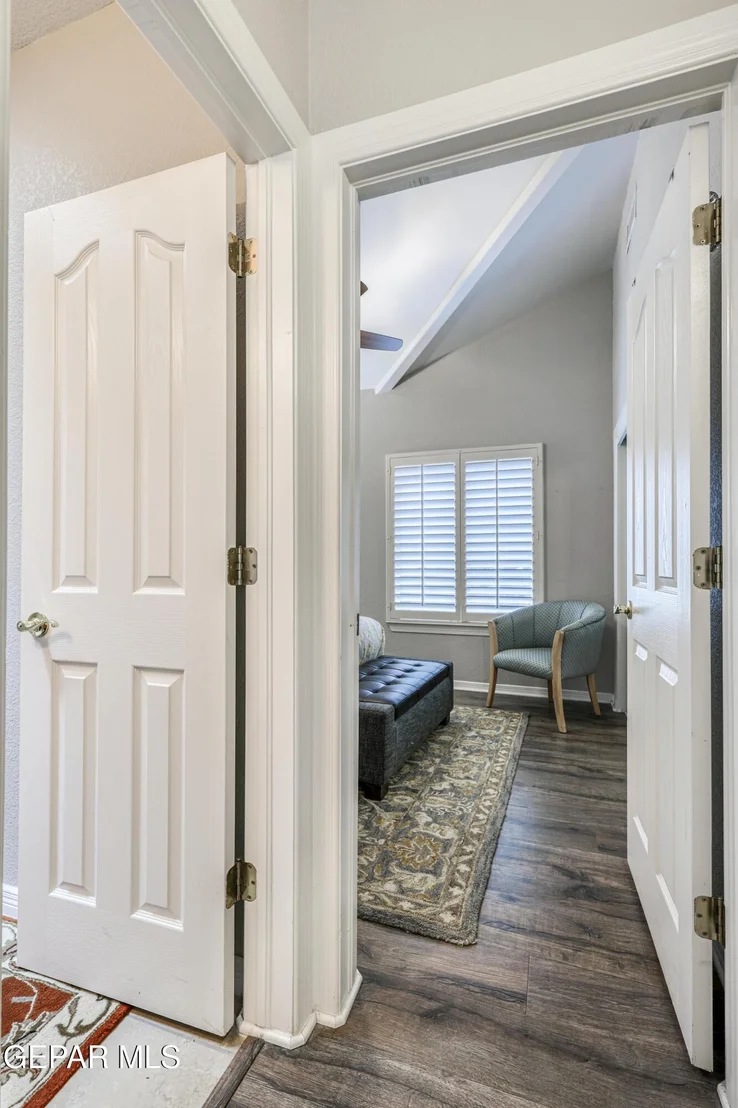 Photo of 7713 OAK LANDING Drive