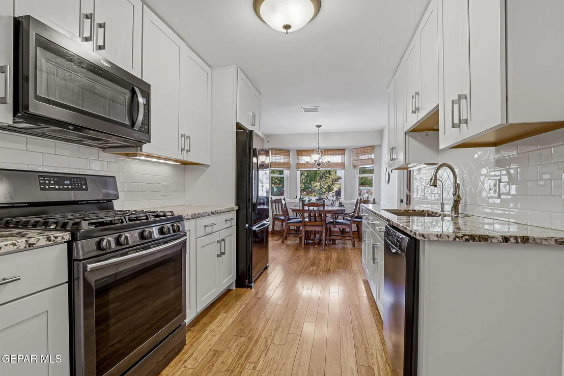 Photo of 3128 Mc Lean Street