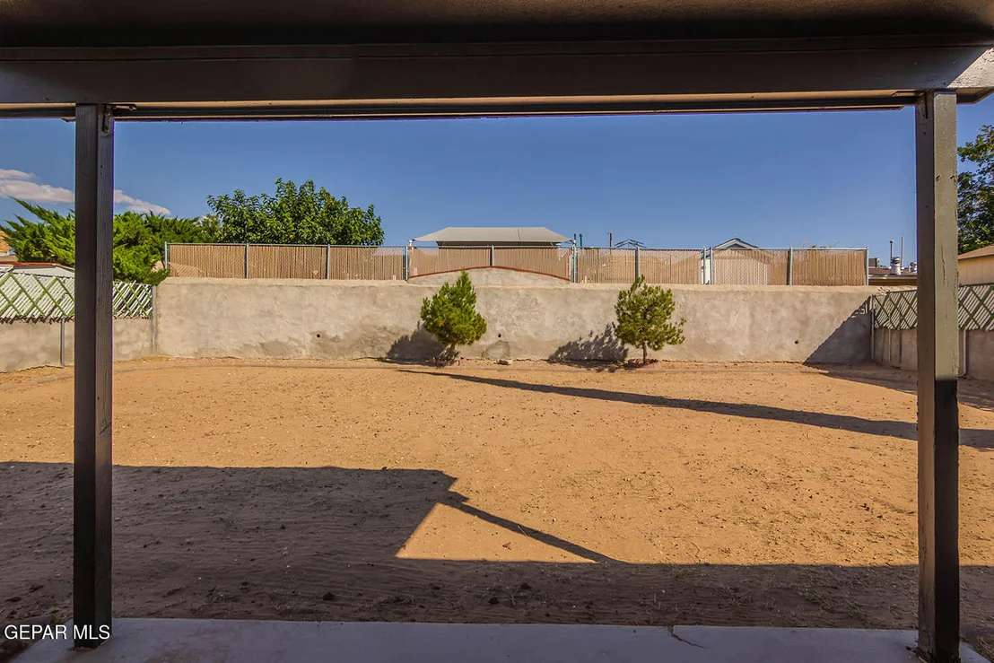 Photo of 2820 BEACHCOMBER Drive
