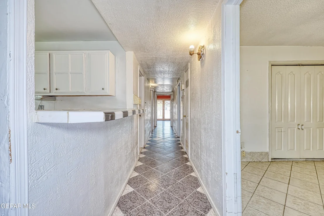 Photo of 7421 MINDORO Place