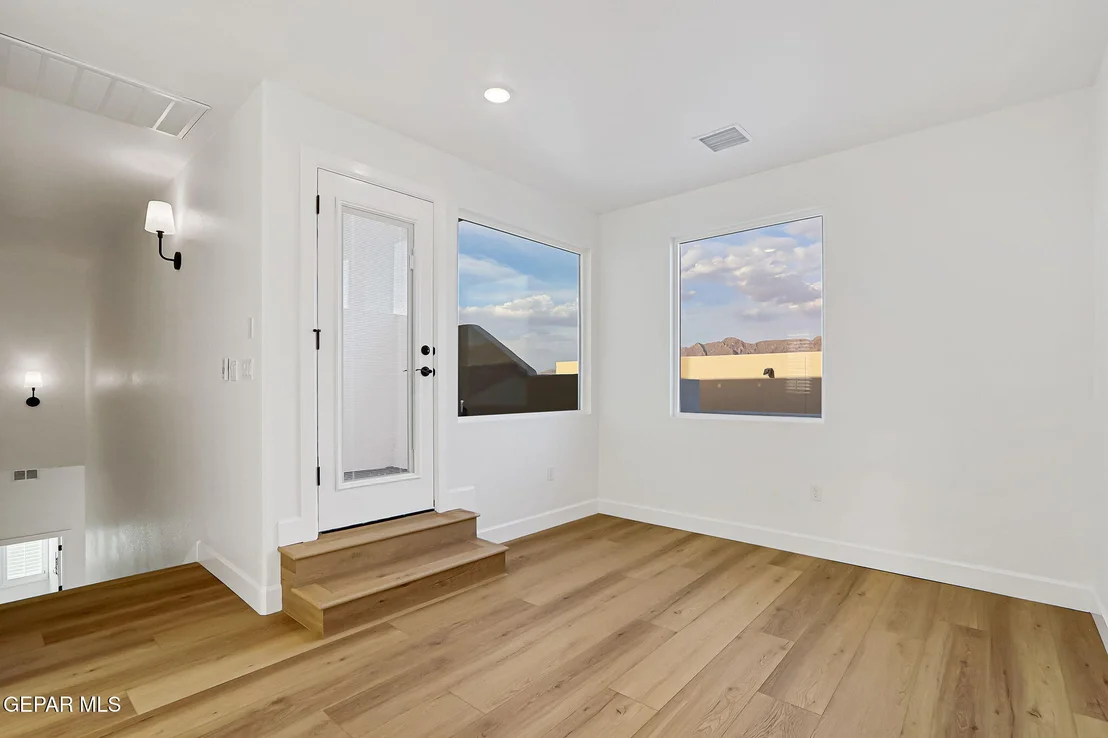 Photo of 7437 CAVESON Road