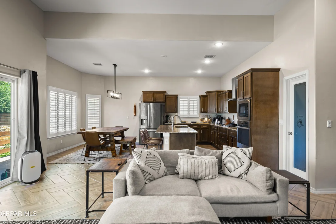 Photo of 6281 TAMPA RIVER Place