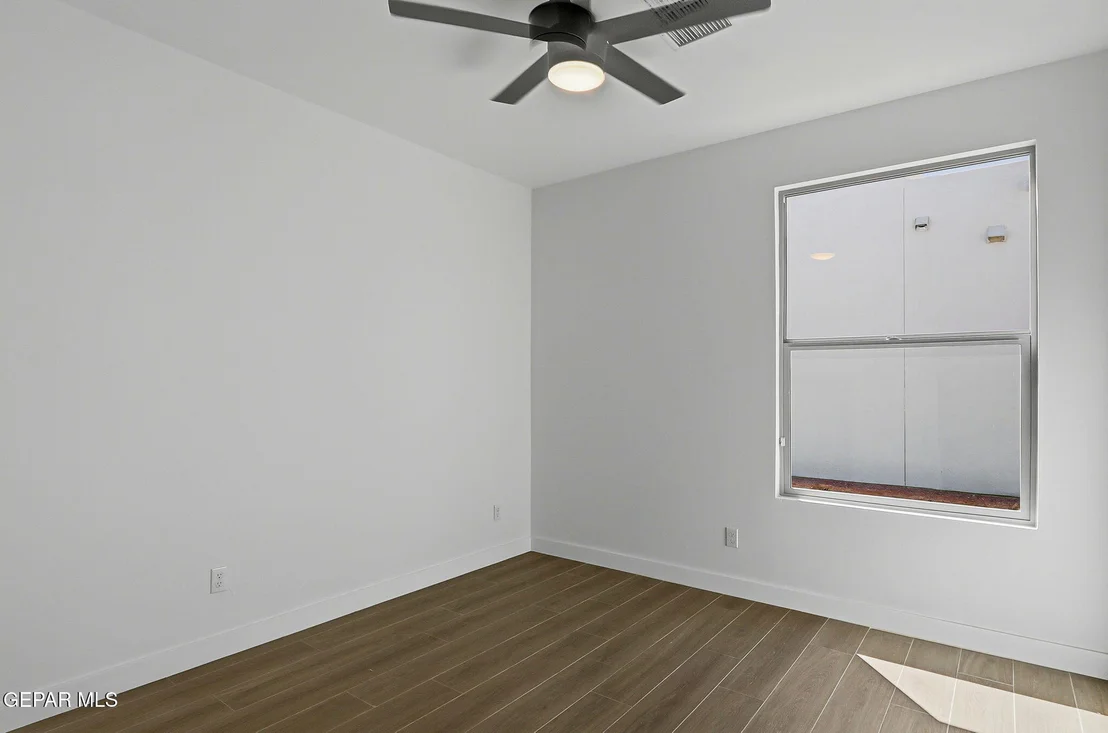 Photo of 5440 Dougallan Lane