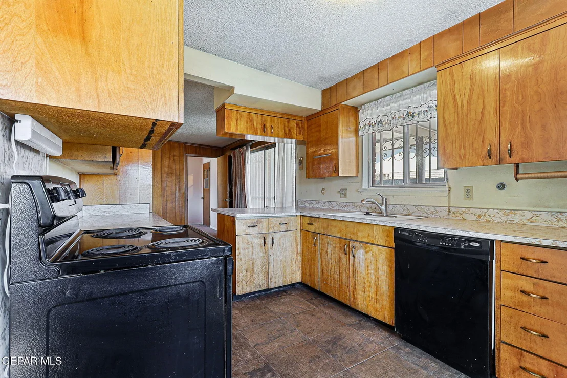 Photo of 7913 BETHANY Drive