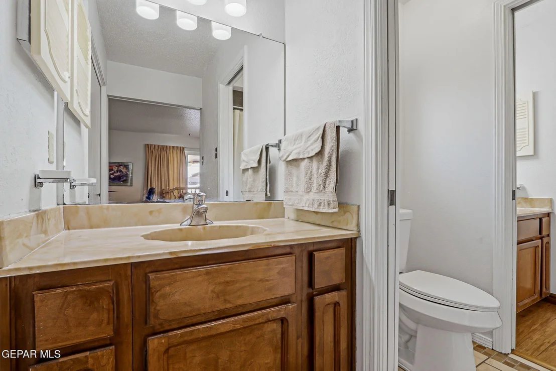 Photo of 3128 Mc Lean Street