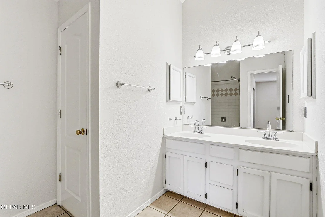 Photo of 7109 OVAL ROCK Drive