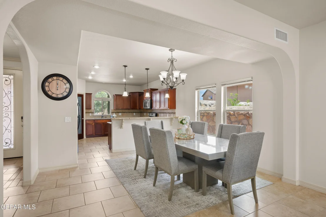 Photo of 7250 LONGSPUR Drive