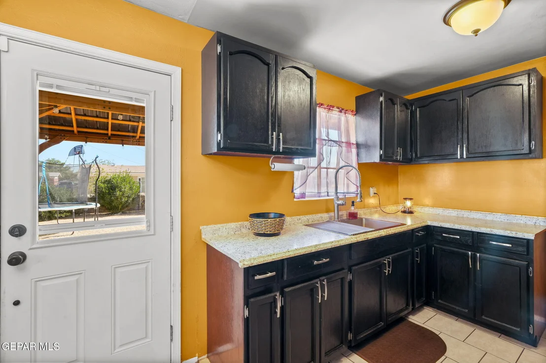 Photo of 10368 Preston Drive