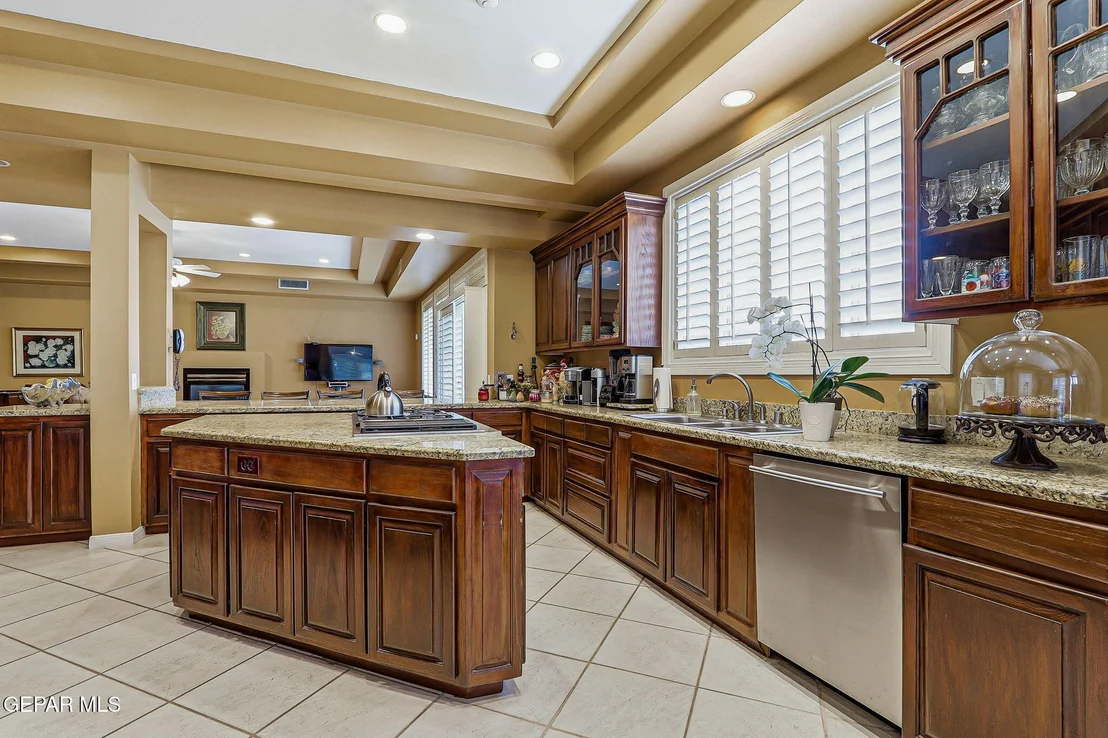 Photo of 5806 DIAMOND POINT Circle