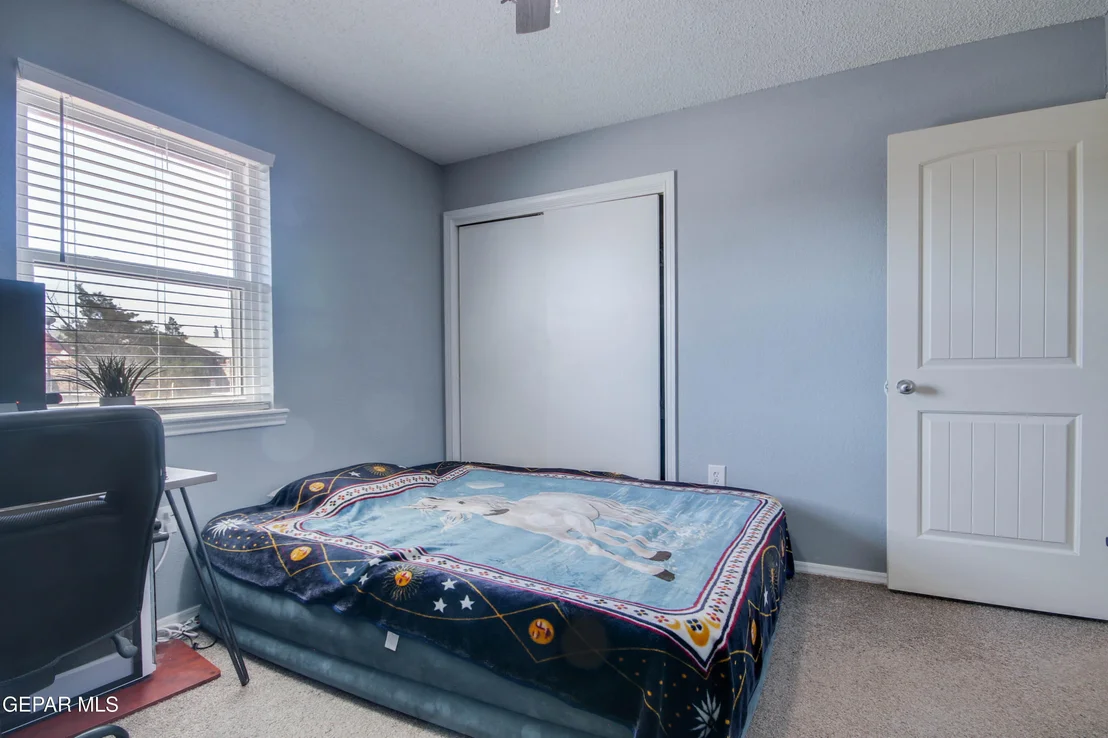 Photo of 5629 LONGVIEW Circle