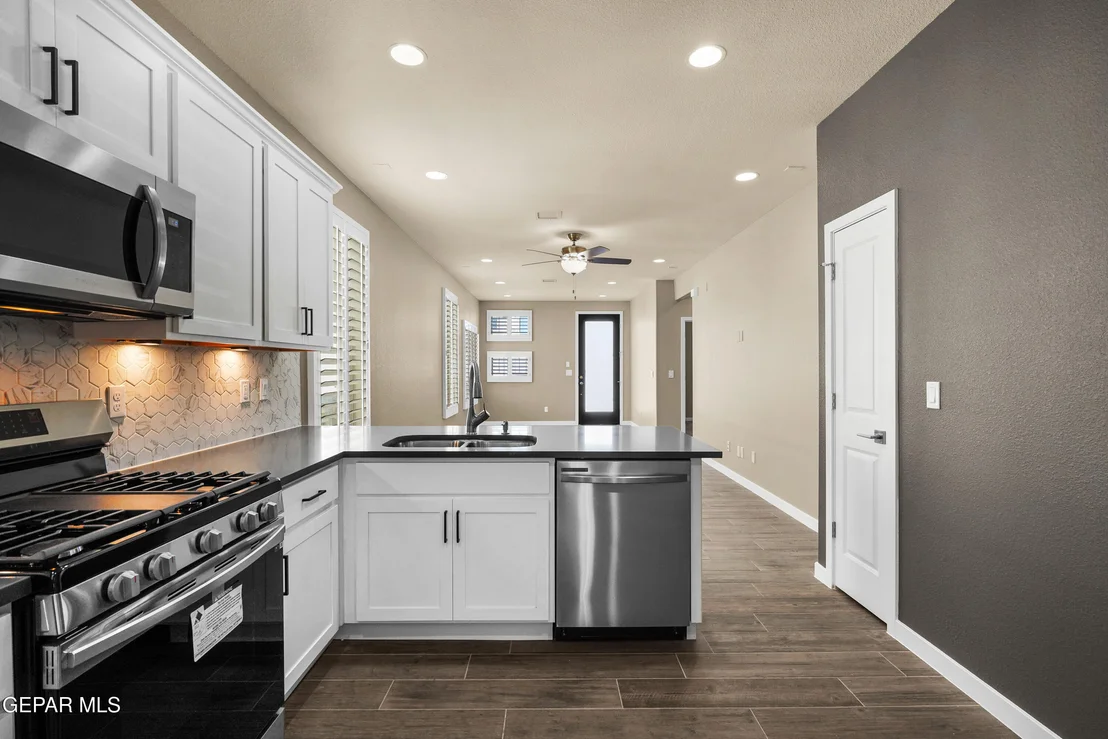 Photo of 5881 Dalhart Drive
