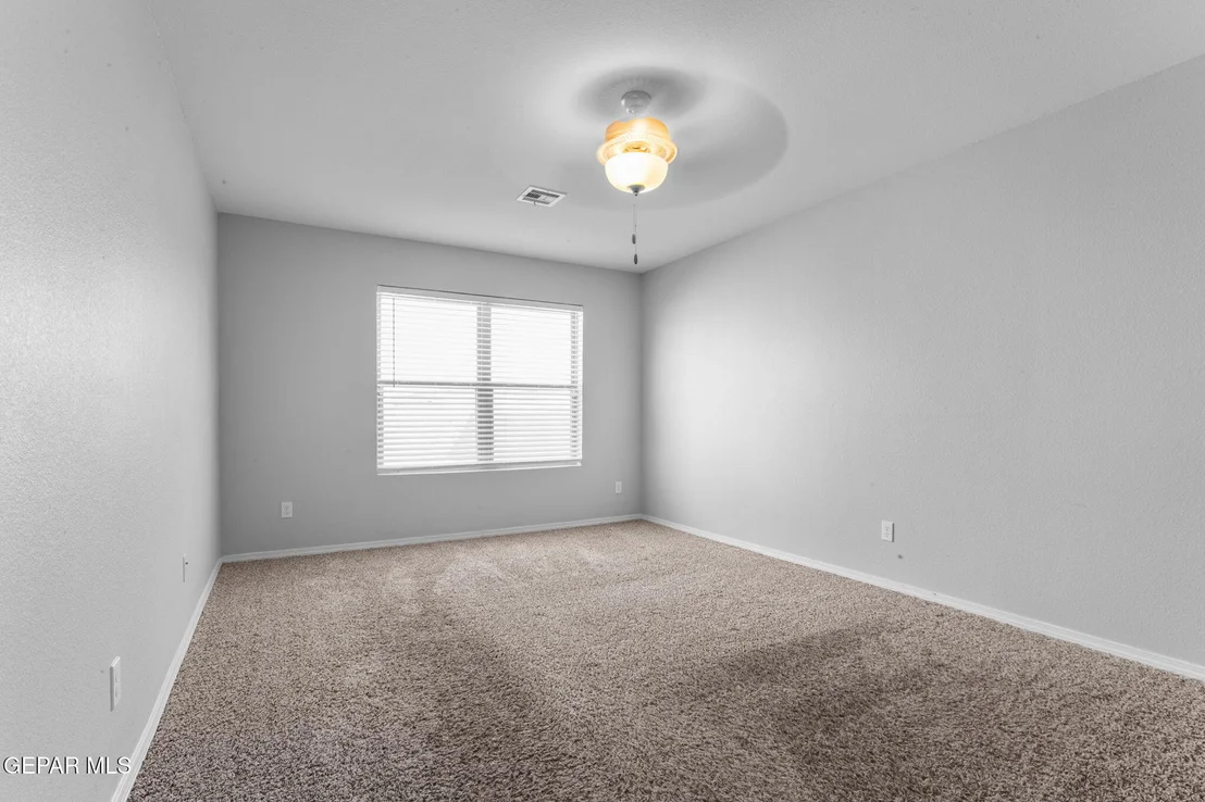 Photo of 938 YELDON Place